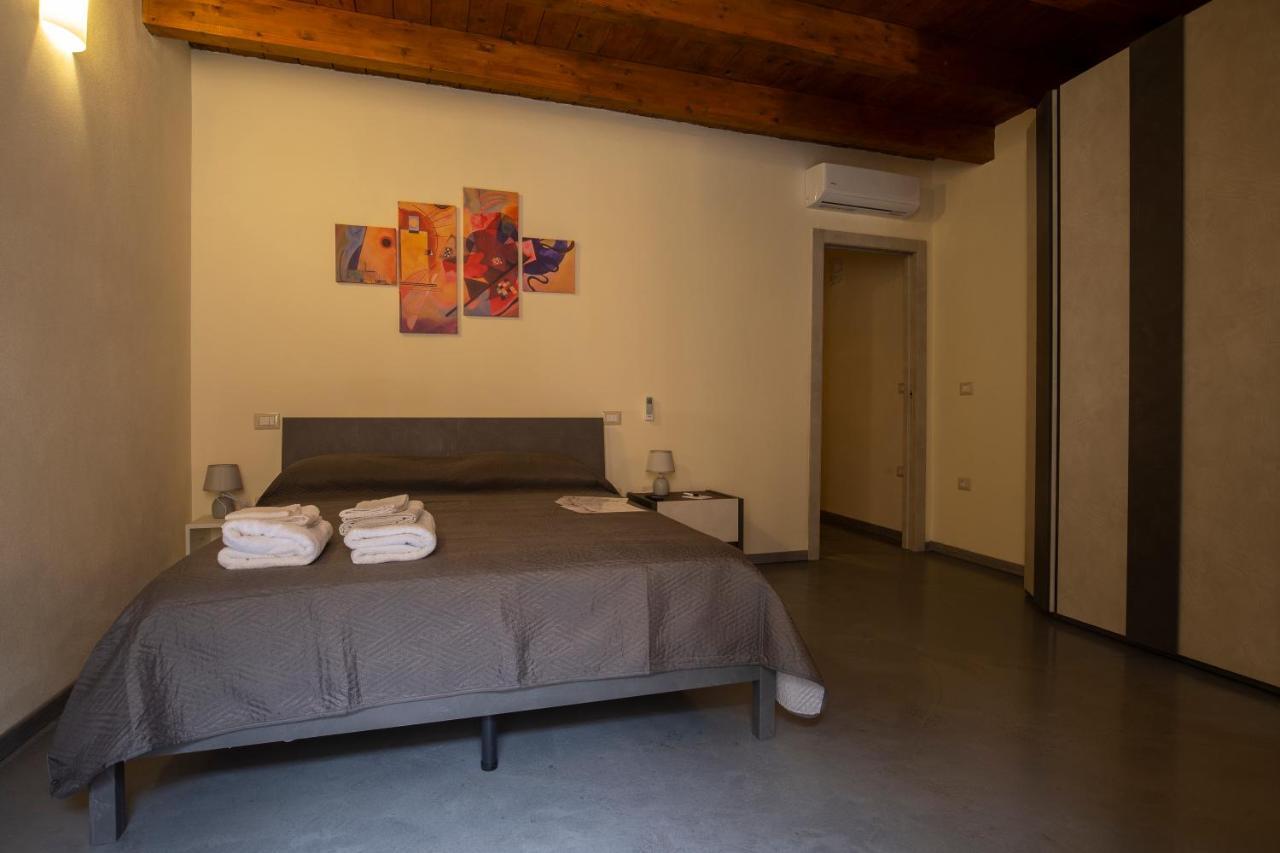 איגלסיאס Via Cavour 19, Appartamento Del Conte מראה חיצוני תמונה