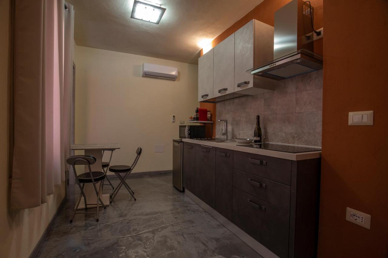 איגלסיאס Via Cavour 19, Appartamento Del Conte מראה חיצוני תמונה